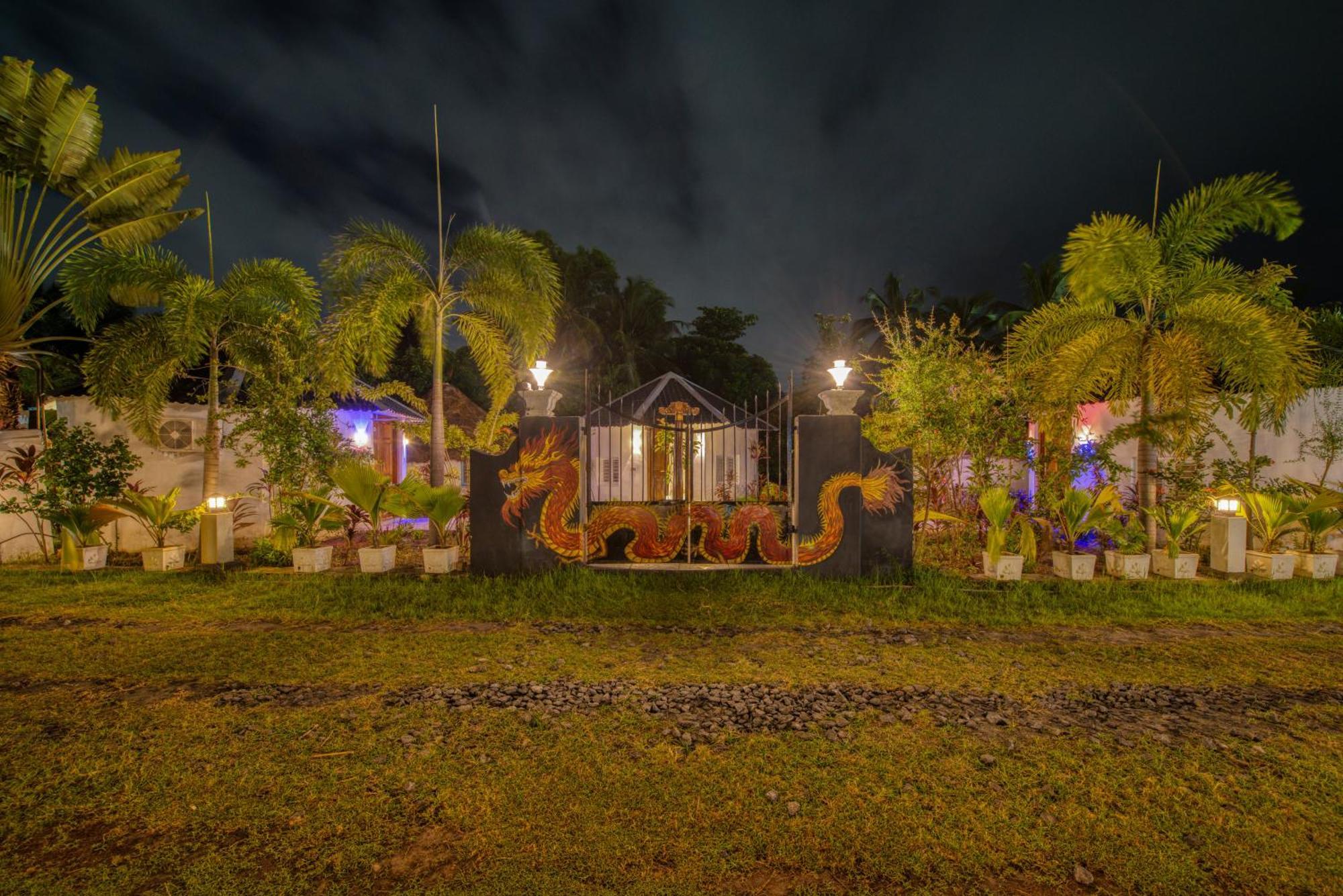 Le Epic Resort Virampattinam Exterior foto