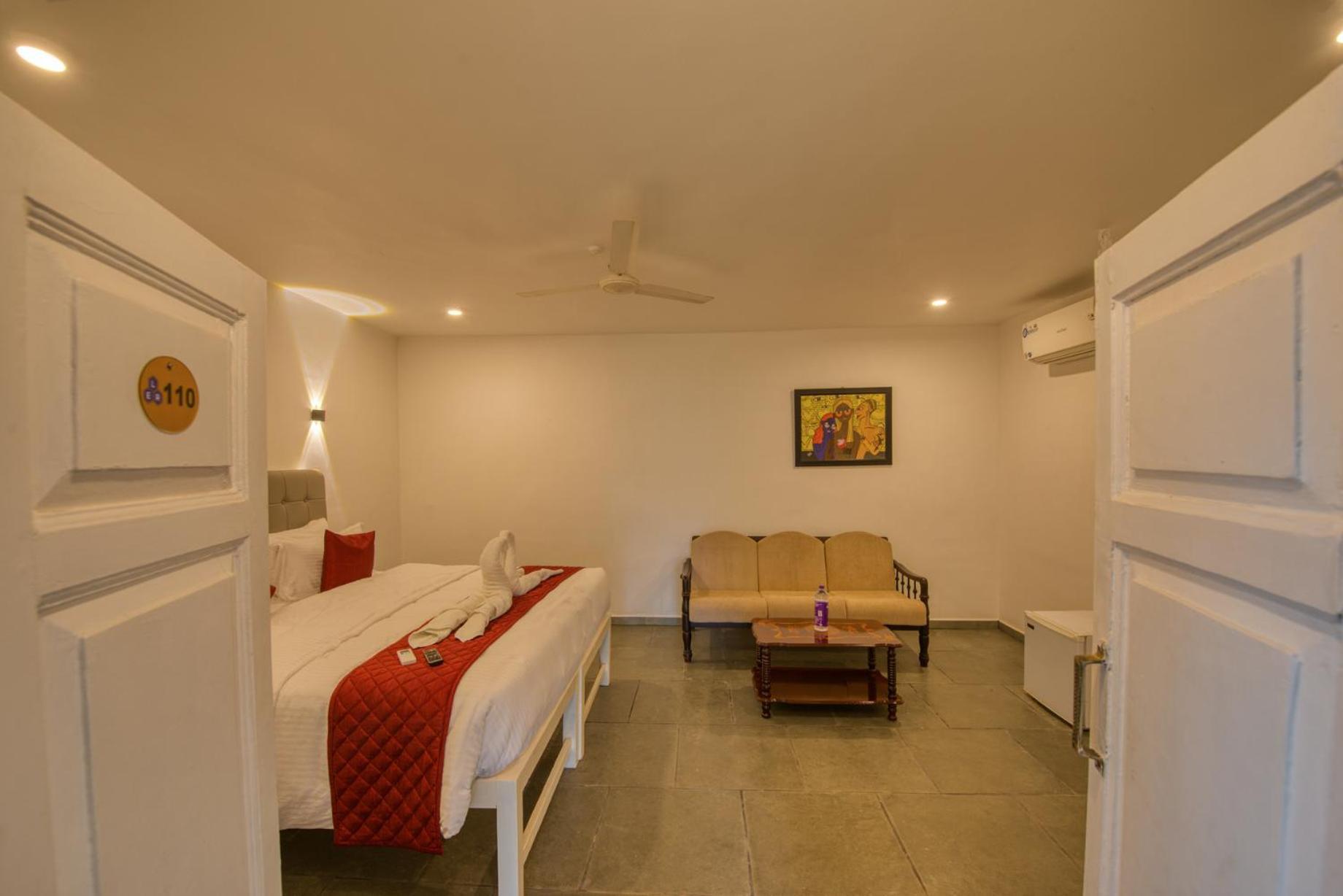 Le Epic Resort Virampattinam Exterior foto