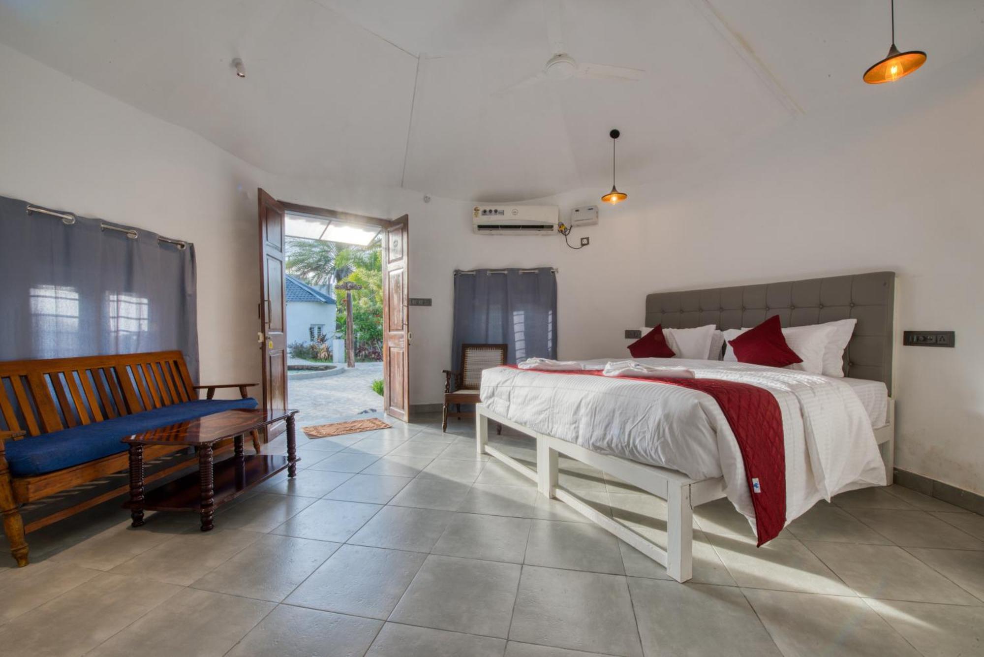 Le Epic Resort Virampattinam Exterior foto